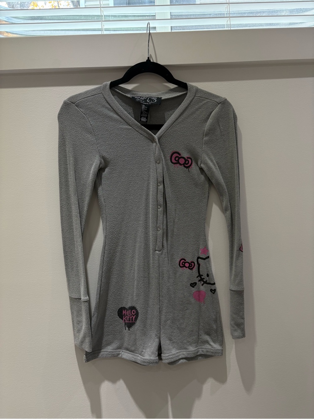 Hello Kitty x Forever 21 Grey Ribbed Romper – Women’s Small